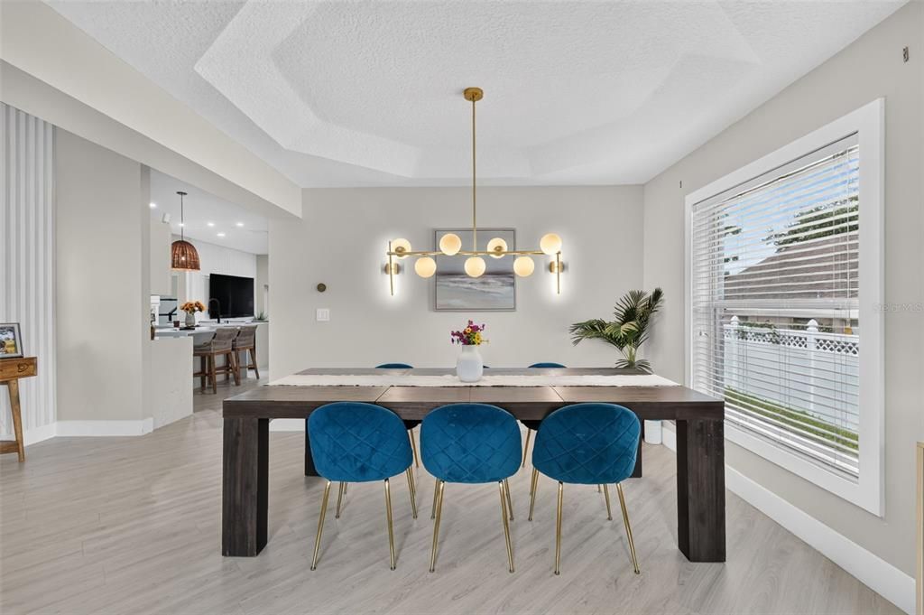 For Sale: $399,000 (3 beds, 2 baths, 1822 Square Feet)
