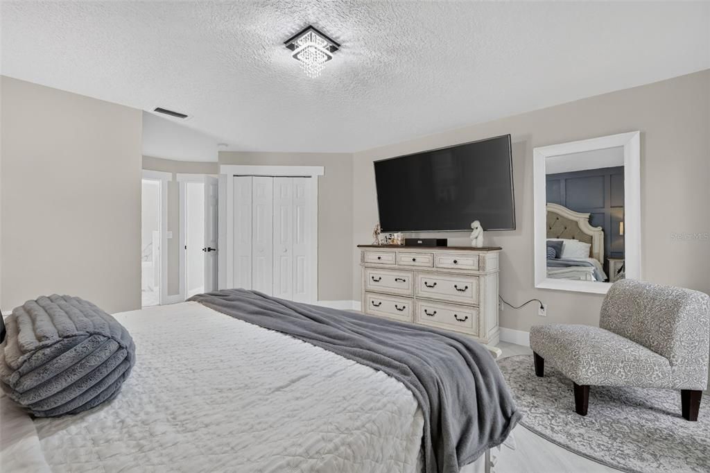 For Sale: $399,000 (3 beds, 2 baths, 1822 Square Feet)