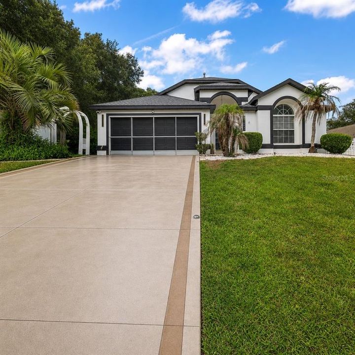For Sale: $399,000 (3 beds, 2 baths, 1822 Square Feet)