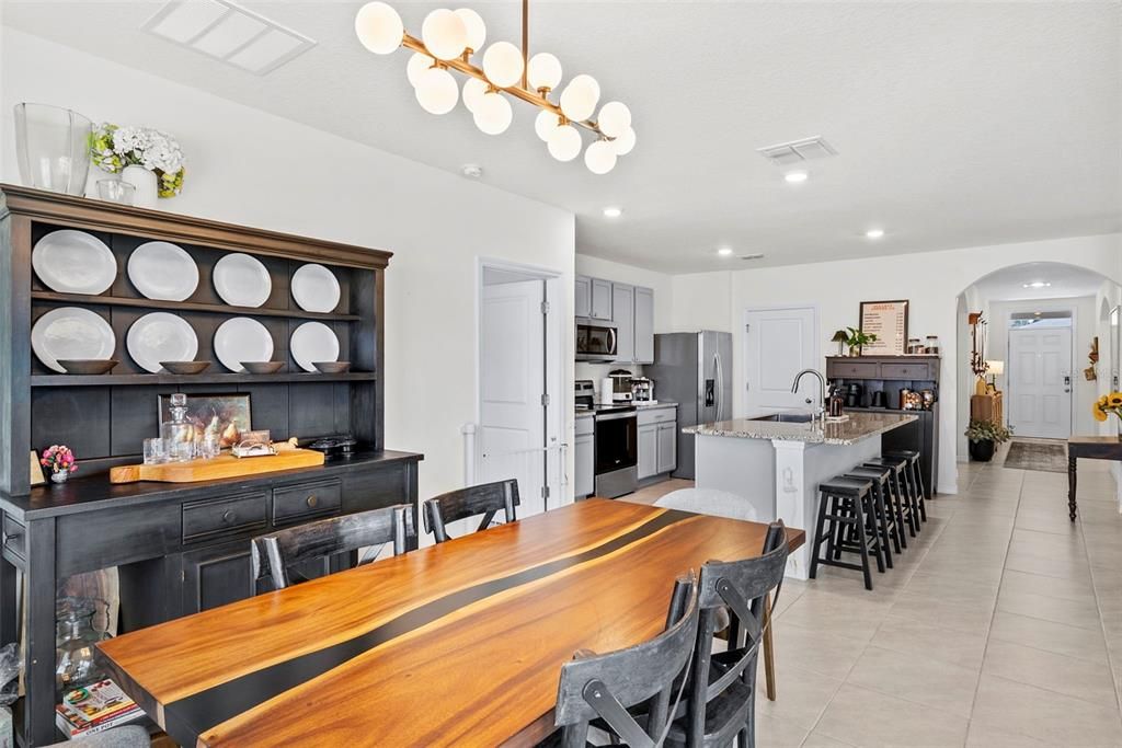 En Venta: $359,900 (3 camas, 2 baños, 1690 Pies cuadrados)