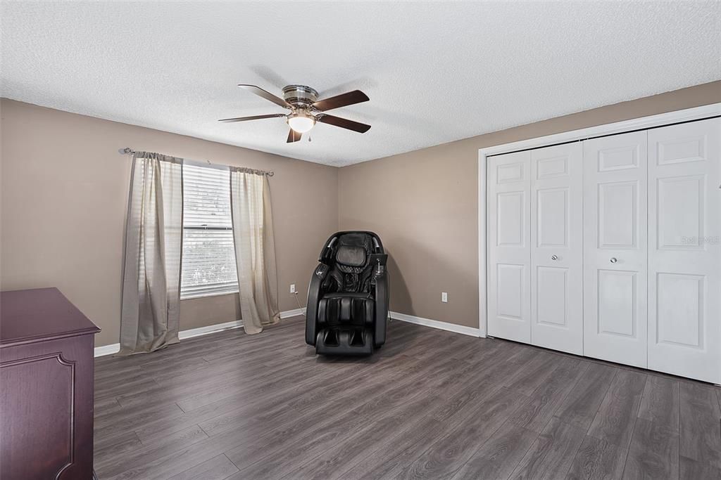 For Sale: $599,900 (4 beds, 2 baths, 2506 Square Feet)