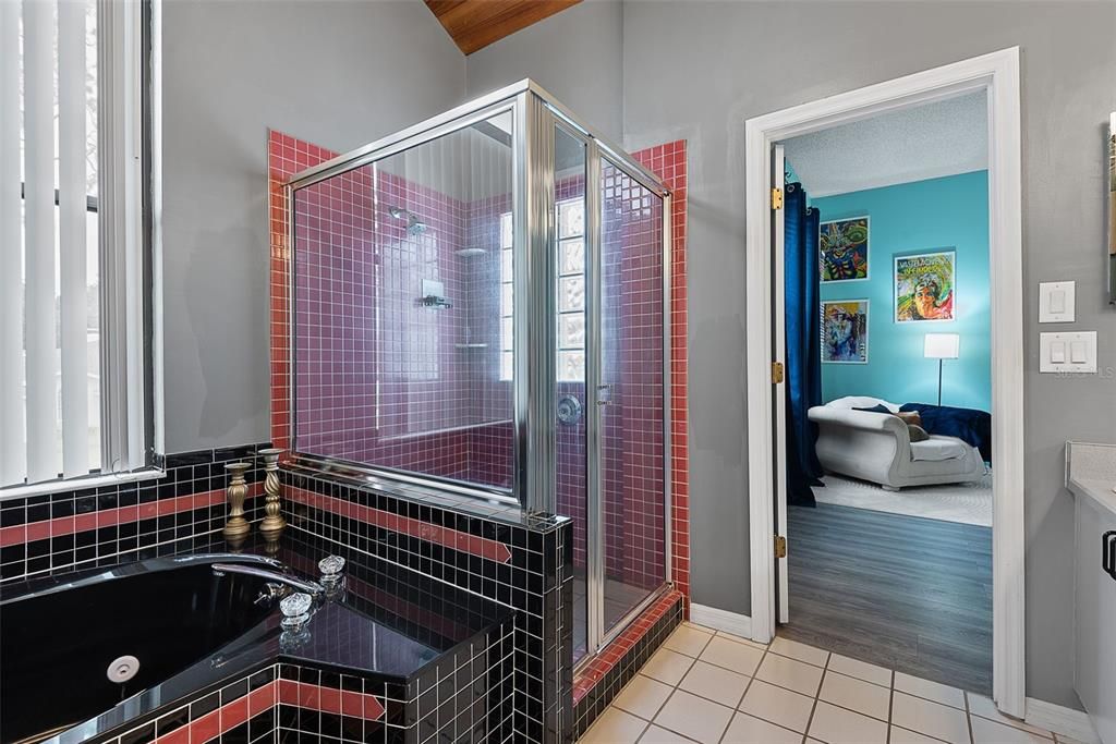 For Sale: $599,900 (4 beds, 2 baths, 2506 Square Feet)