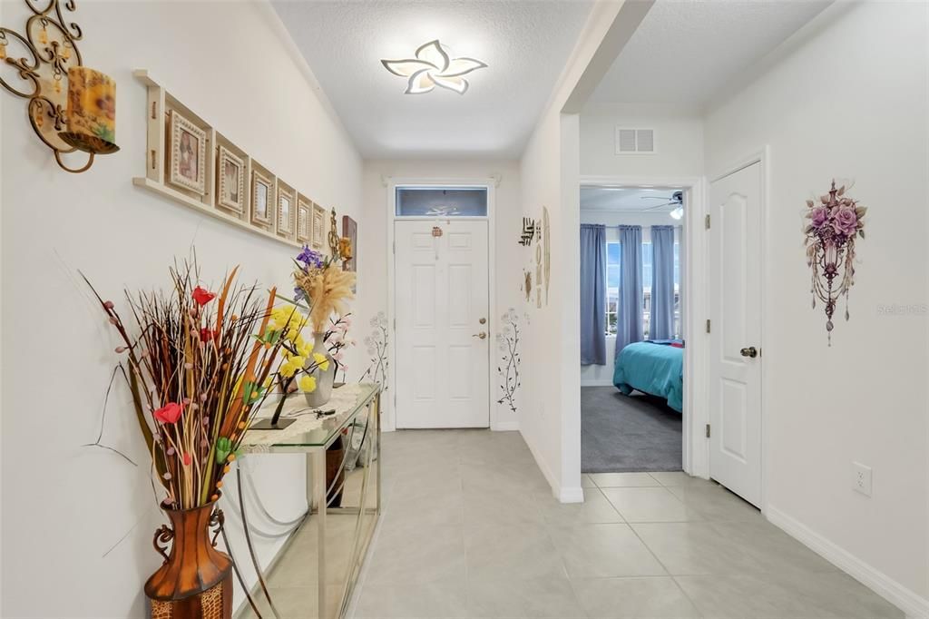 На продажу: $325,000 (3 спален, 2 ванн, 1725 Квадратных фут)