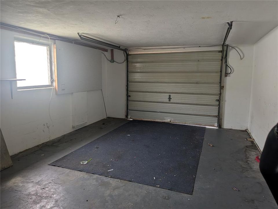 For Sale: $280,000 (2 beds, 1 baths, 1157 Square Feet)