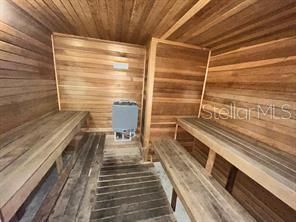 На продажу: $119,900 (1 спален, 1 ванн, 800 Квадратных фут)