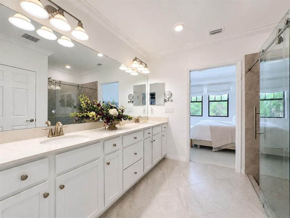 For Sale: $429,500 (2 beds, 2 baths, 1379 Square Feet)