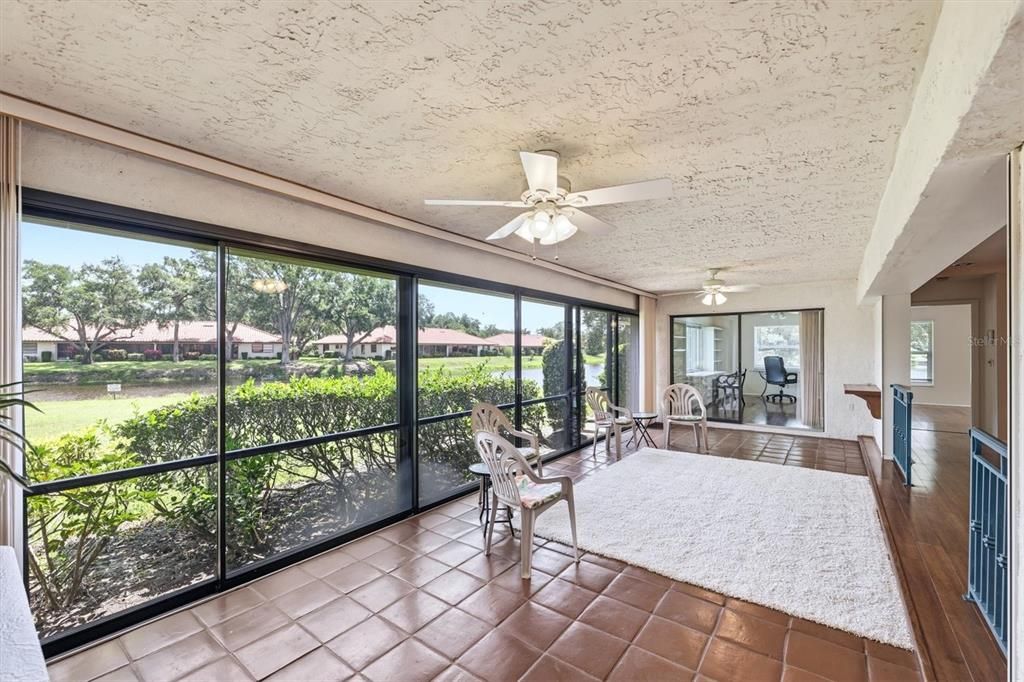 На продажу: $325,000 (2 спален, 2 ванн, 1794 Квадратных фут)