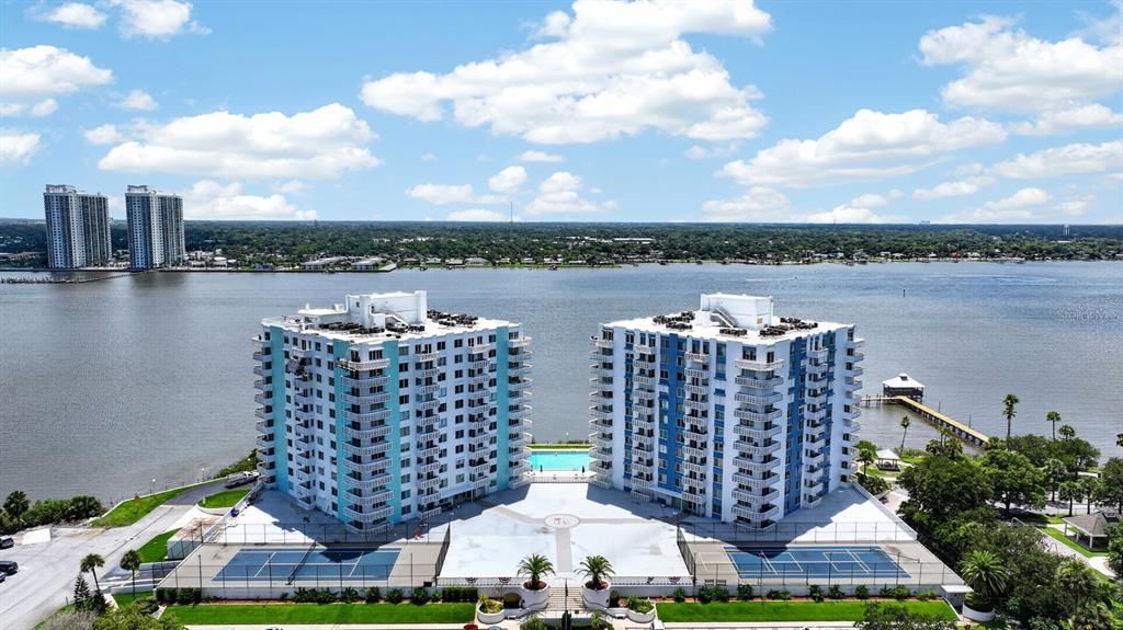 For Sale: $245,999 (2 beds, 2 baths, 1210 Square Feet)