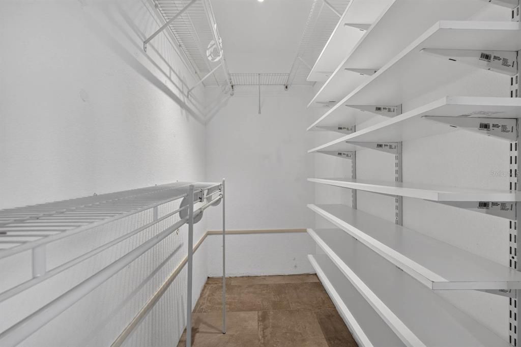 For Sale: $245,999 (2 beds, 2 baths, 1210 Square Feet)