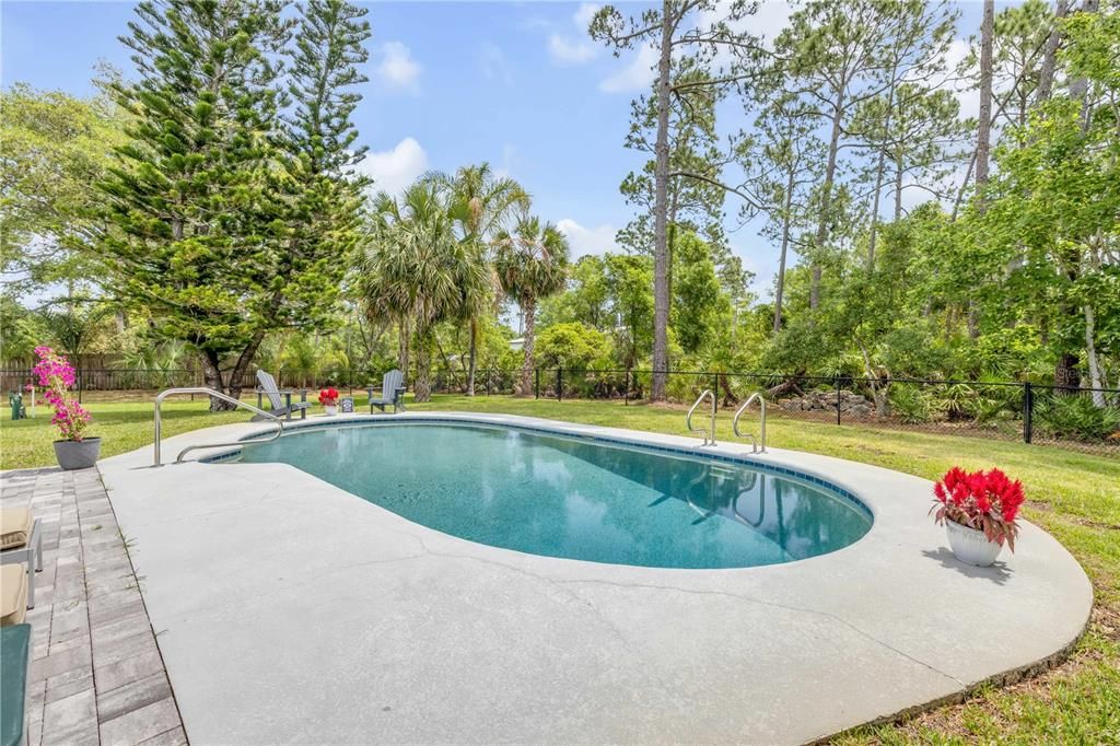 For Sale: $649,000 (4 beds, 2 baths, 2100 Square Feet)