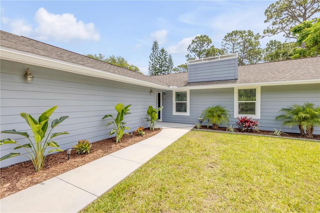 For Sale: $649,000 (4 beds, 2 baths, 2100 Square Feet)