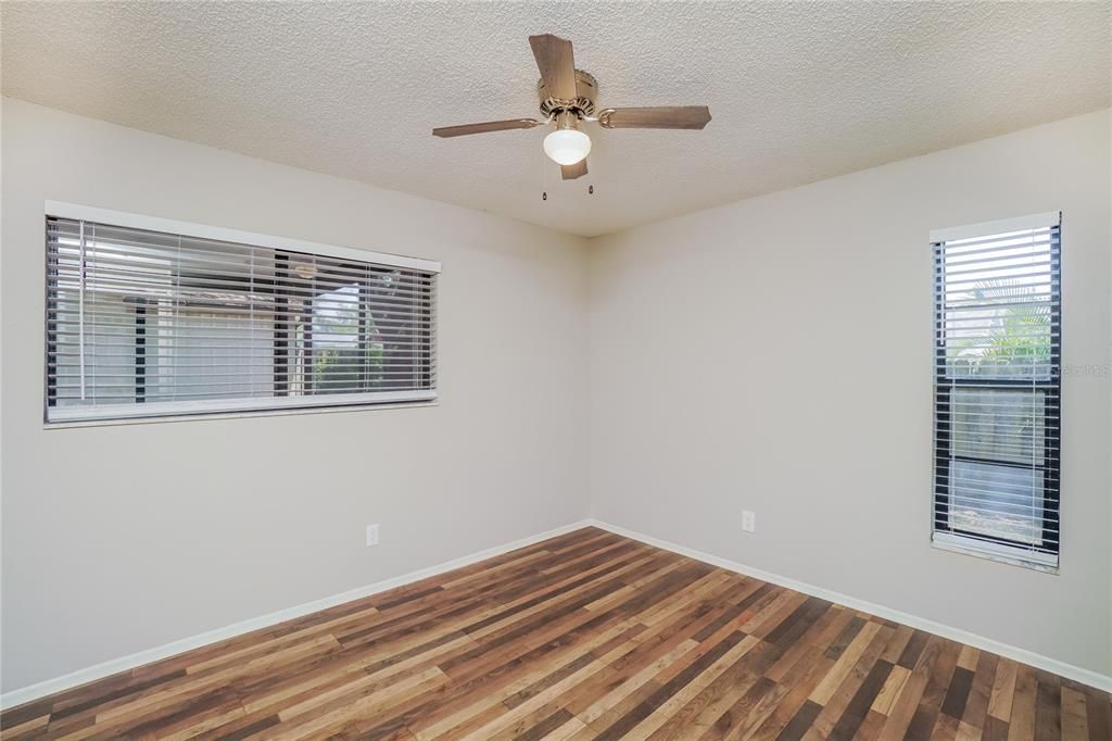 En Venta: $355,000 (3 camas, 2 baños, 1232 Pies cuadrados)