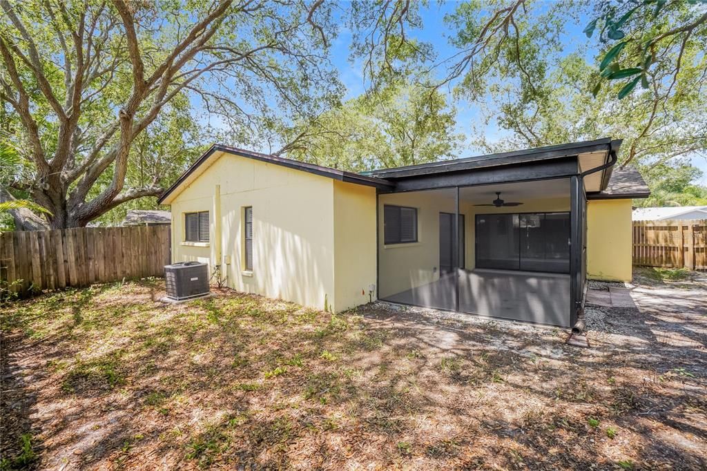 En Venta: $355,000 (3 camas, 2 baños, 1232 Pies cuadrados)