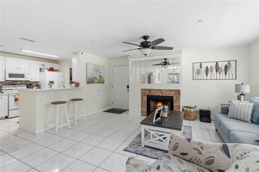 En Venta: $239,000 (3 camas, 2 baños, 1151 Pies cuadrados)