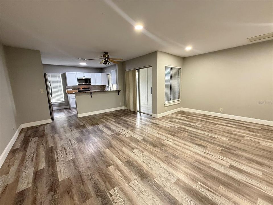 В аренду: $1,550 (2 спален, 1 ванн, 1100 Квадратных фут)