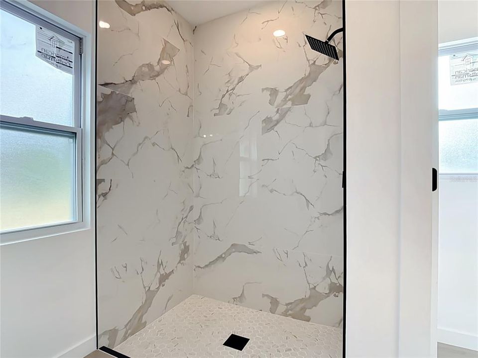 For Sale: $390,000 (3 beds, 2 baths, 1553 Square Feet)