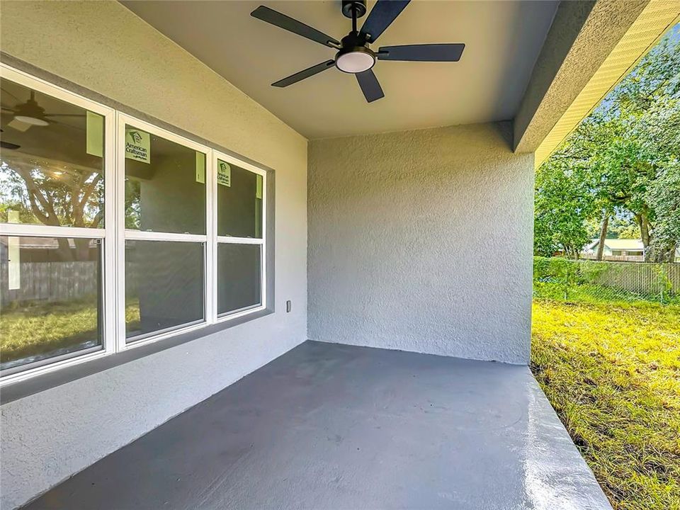 For Sale: $390,000 (3 beds, 2 baths, 1553 Square Feet)