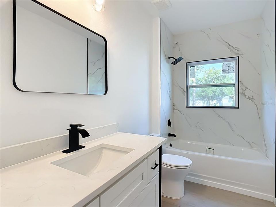 For Sale: $390,000 (3 beds, 2 baths, 1553 Square Feet)
