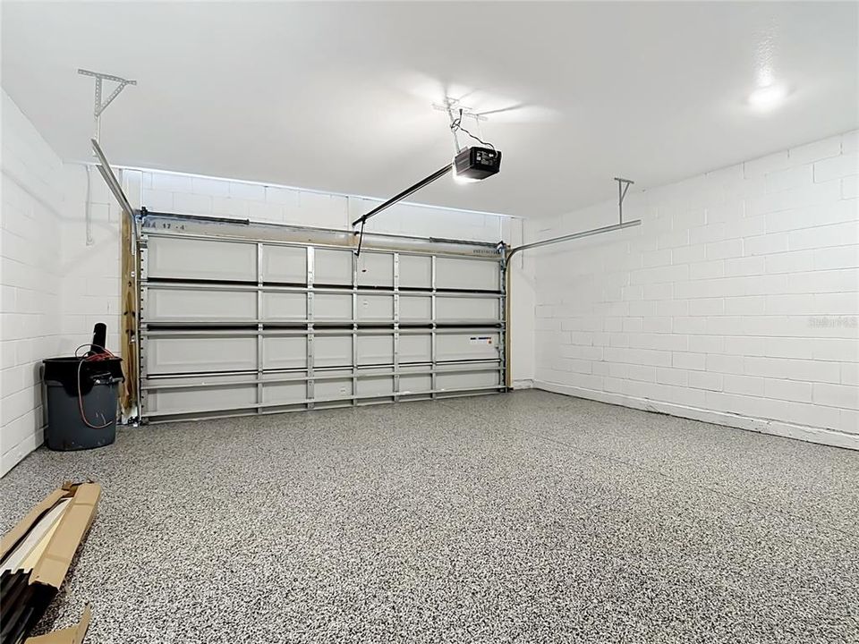 For Sale: $390,000 (3 beds, 2 baths, 1553 Square Feet)