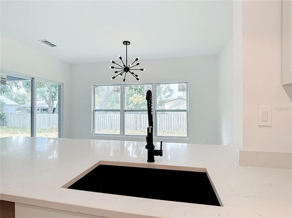 For Sale: $390,000 (3 beds, 2 baths, 1553 Square Feet)