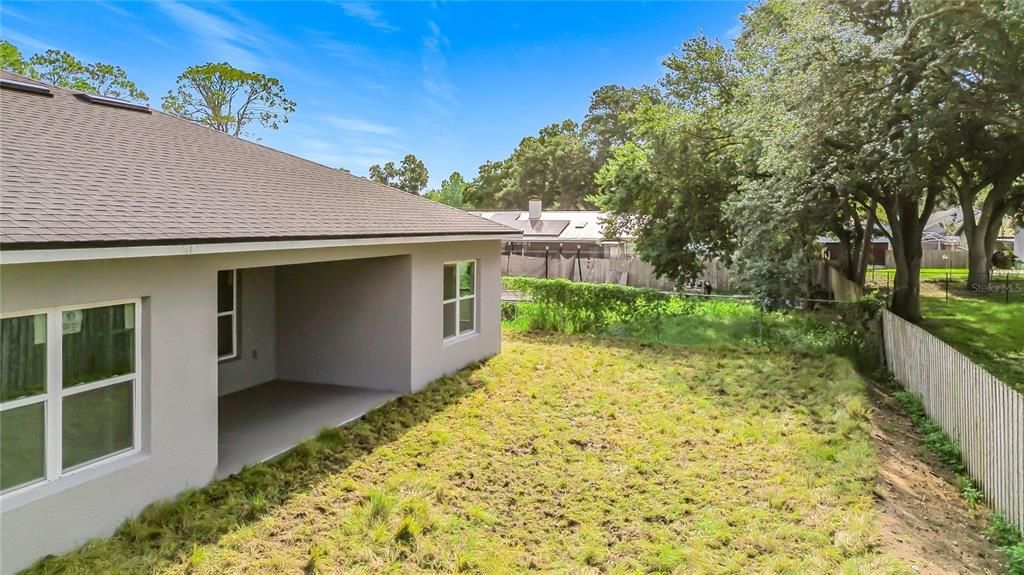 For Sale: $390,000 (3 beds, 2 baths, 1553 Square Feet)