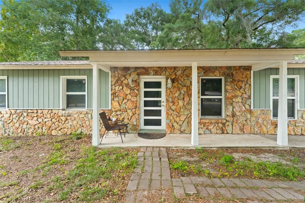 For Sale: $170,000 (4 beds, 2 baths, 1326 Square Feet)