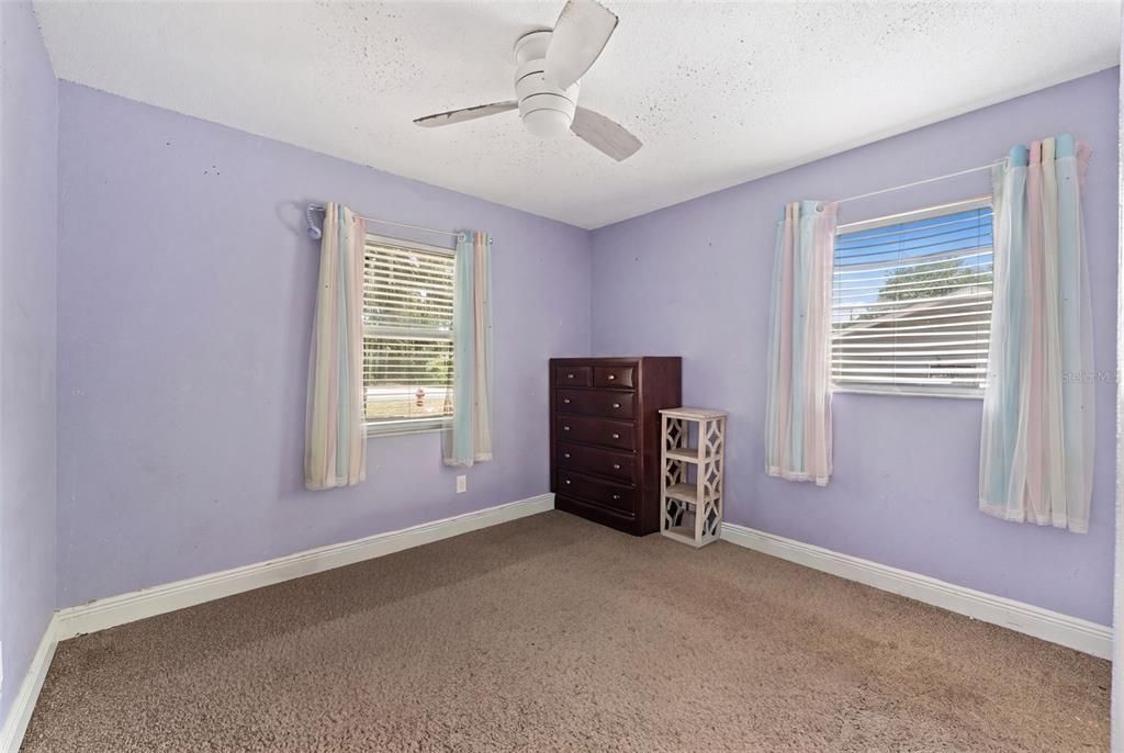 For Sale: $170,000 (4 beds, 2 baths, 1326 Square Feet)