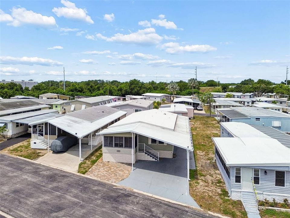 For Sale: $212,900 (2 beds, 2 baths, 1242 Square Feet)