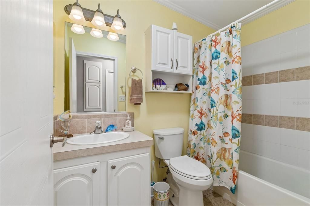 For Sale: $212,900 (2 beds, 2 baths, 1242 Square Feet)