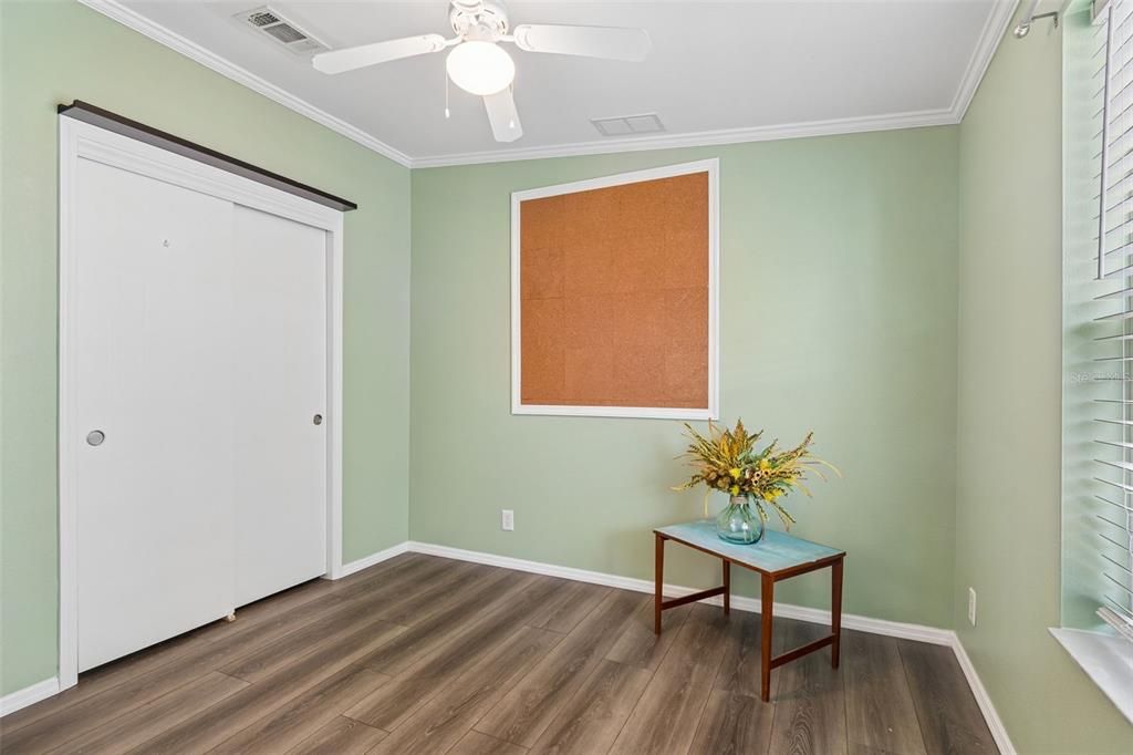 For Sale: $212,900 (2 beds, 2 baths, 1242 Square Feet)