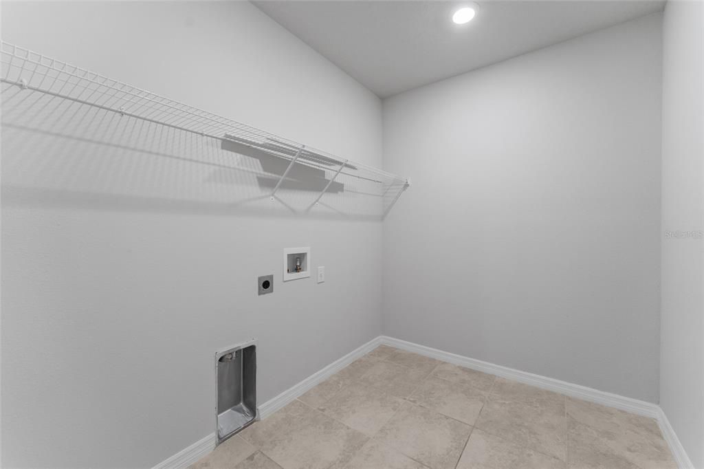 В аренду: $2,850 (3 спален, 2 ванн, 2162 Квадратных фут)