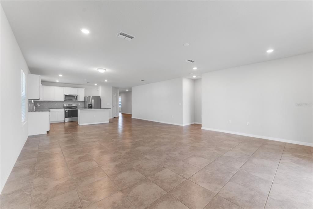 В аренду: $2,850 (3 спален, 2 ванн, 2162 Квадратных фут)