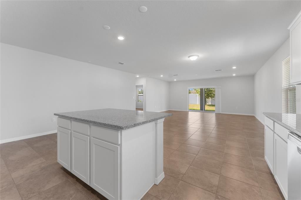 В аренду: $2,850 (3 спален, 2 ванн, 2162 Квадратных фут)