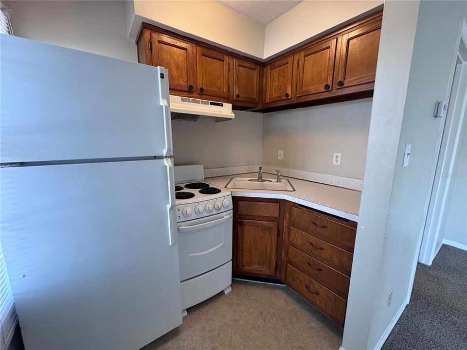В аренду: $1,050 (1 спален, 1 ванн, 405 Квадратных фут)
