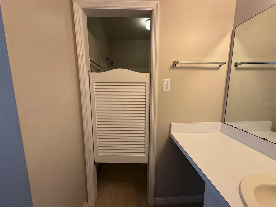 В аренду: $1,050 (1 спален, 1 ванн, 405 Квадратных фут)