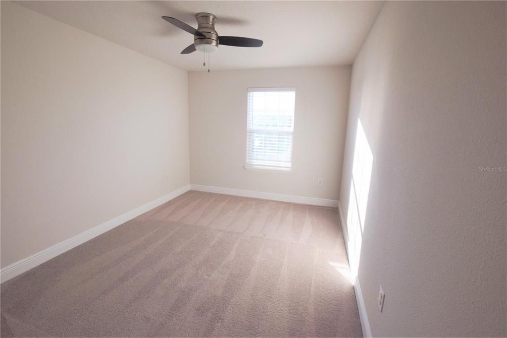 В аренду: $2,800 (4 спален, 2 ванн, 2370 Квадратных фут)