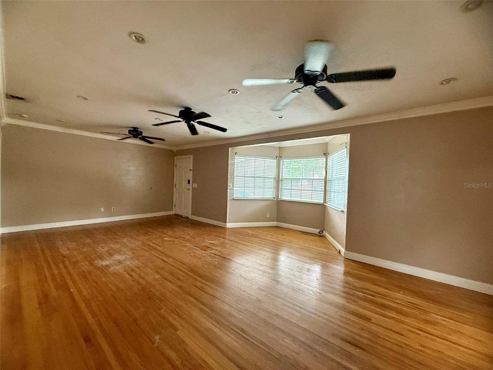 В аренду: $2,350 (3 спален, 2 ванн, 1484 Квадратных фут)
