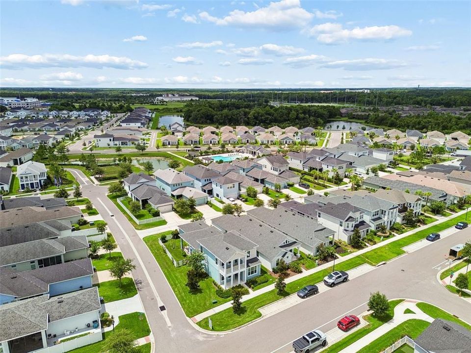 На продажу: $609,900 (4 спален, 3 ванн, 2477 Квадратных фут)