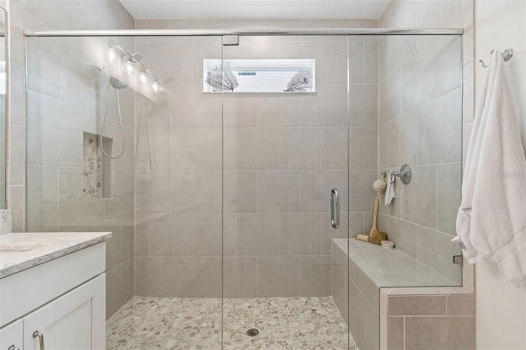 На продажу: $609,900 (4 спален, 3 ванн, 2477 Квадратных фут)
