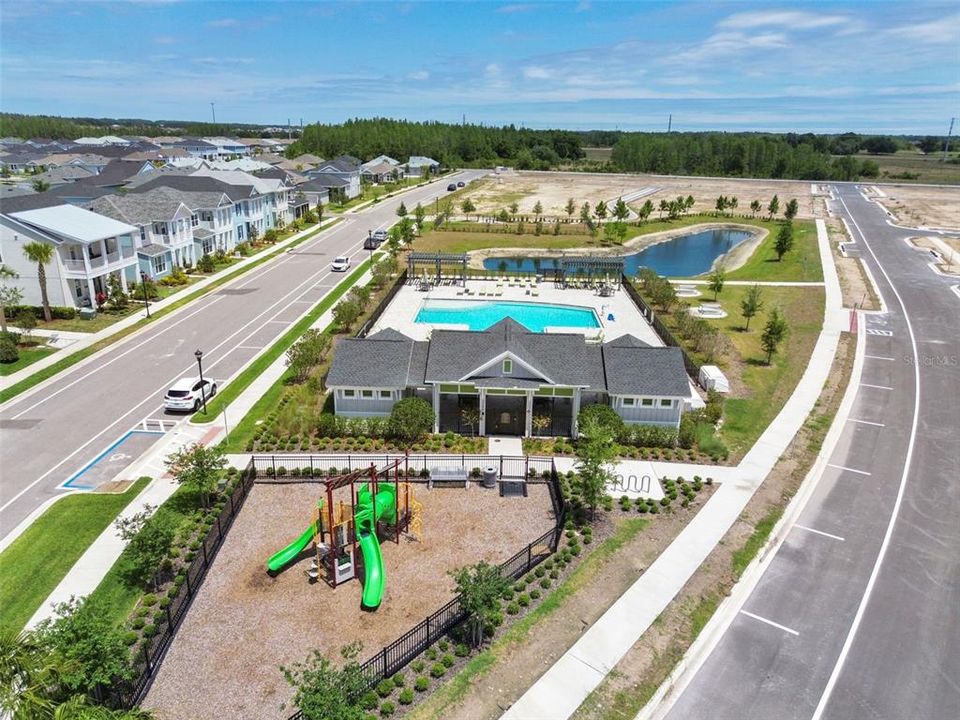 На продажу: $609,900 (4 спален, 3 ванн, 2477 Квадратных фут)