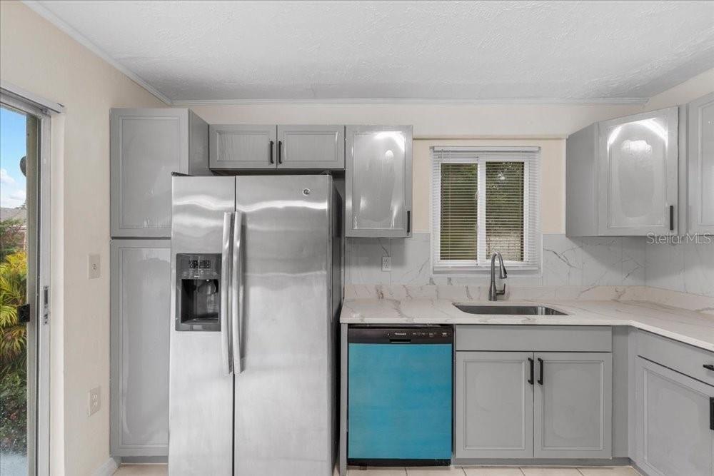For Sale: $438,000 (4 beds, 2 baths, 1510 Square Feet)