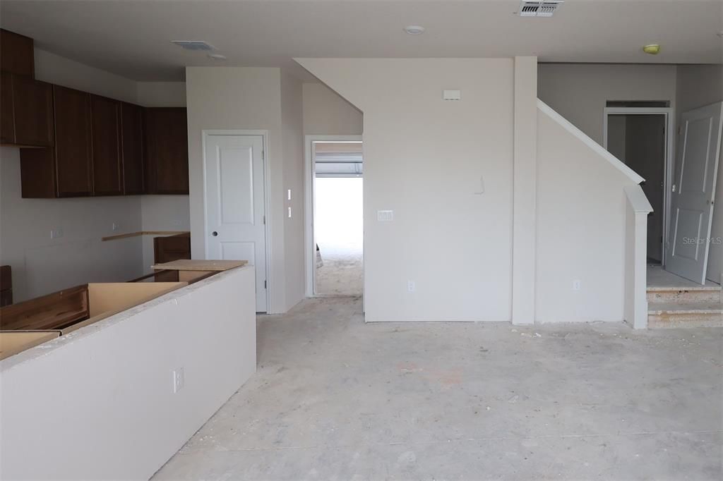 Active With Contract: $348,990 (3 beds, 2 baths, 1753 Square Feet)