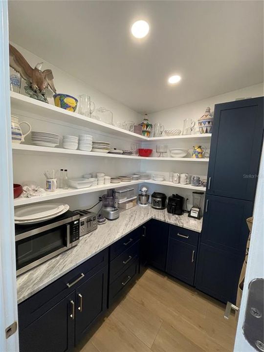 En Venta: $1,895,000 (3 camas, 4 baños, 4200 Pies cuadrados)