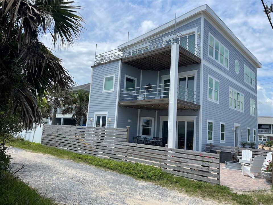 En Venta: $1,895,000 (3 camas, 4 baños, 4200 Pies cuadrados)
