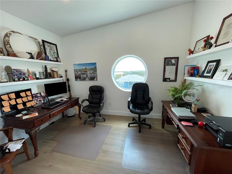 En Venta: $1,895,000 (3 camas, 4 baños, 4200 Pies cuadrados)