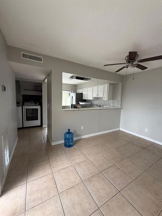 For Rent: $2,600 (3 beds, 2 baths, 1356 Square Feet)