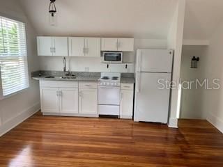 For Sale: $1,495,000 (9 beds, 0 baths, 4000 Square Feet)