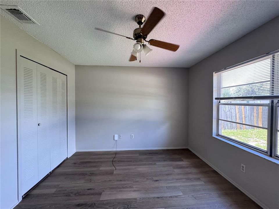 В аренду: $1,795 (3 спален, 2 ванн, 1025 Квадратных фут)