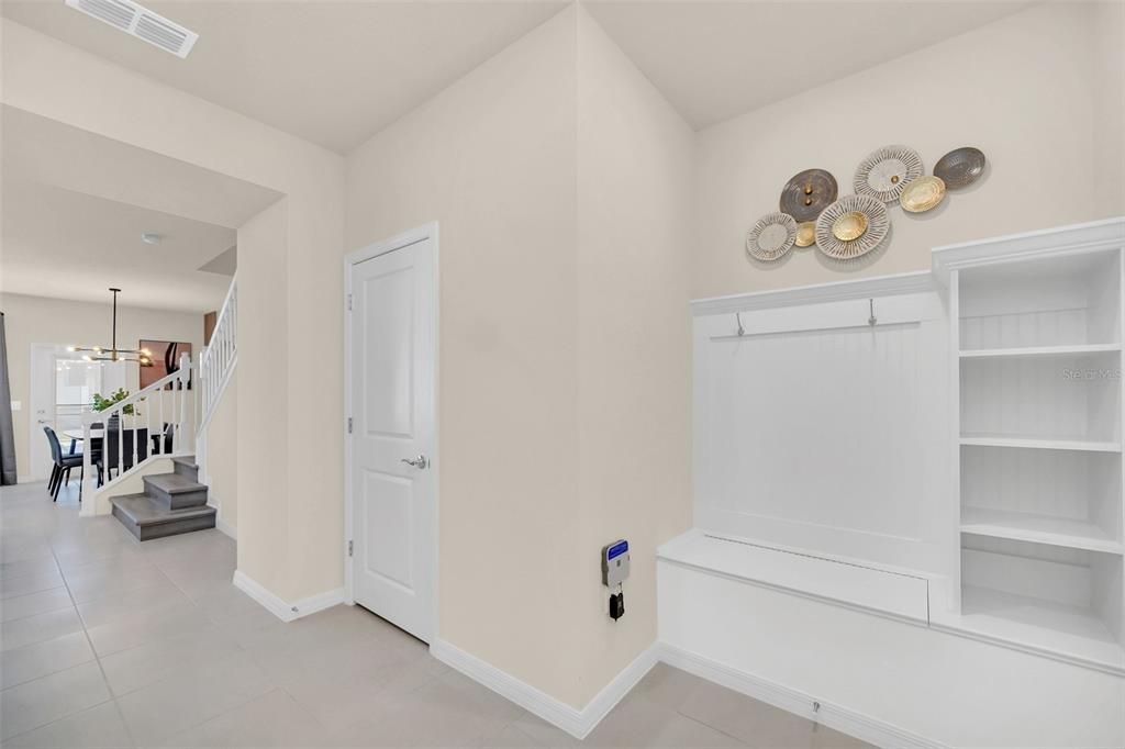 For Sale: $499,000 (5 beds, 4 baths, 2293 Square Feet)