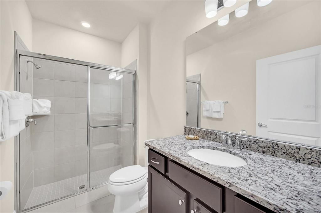 For Sale: $499,000 (5 beds, 4 baths, 2293 Square Feet)